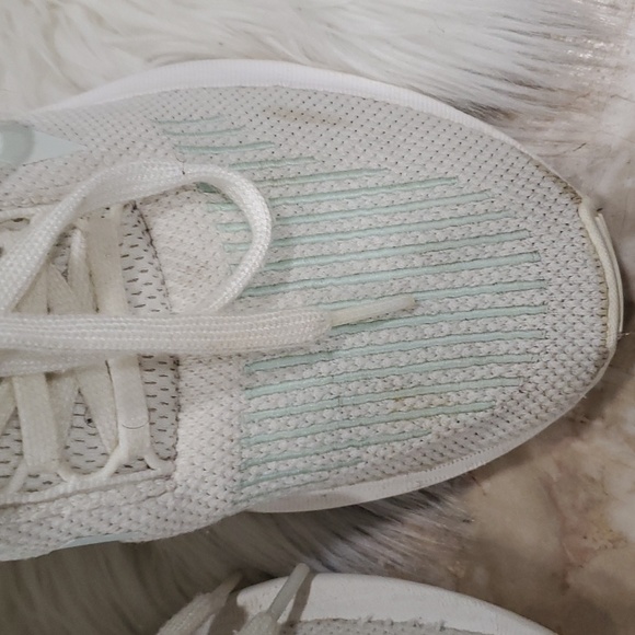 Adidas swift  woman's sneakers size 8.5 - Picture 12 of 13